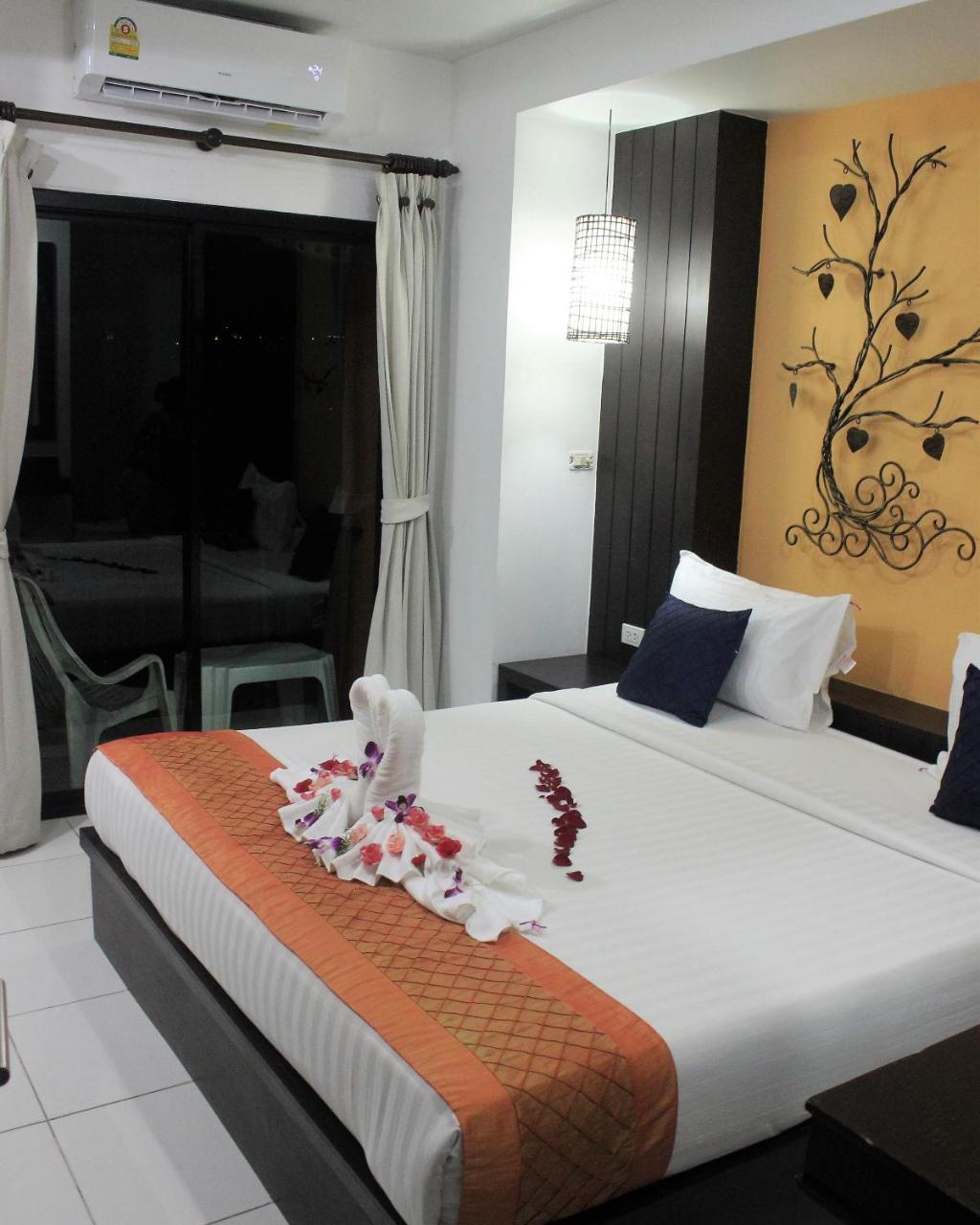 Amber Residence - Sha Plus Phuket Exterior foto